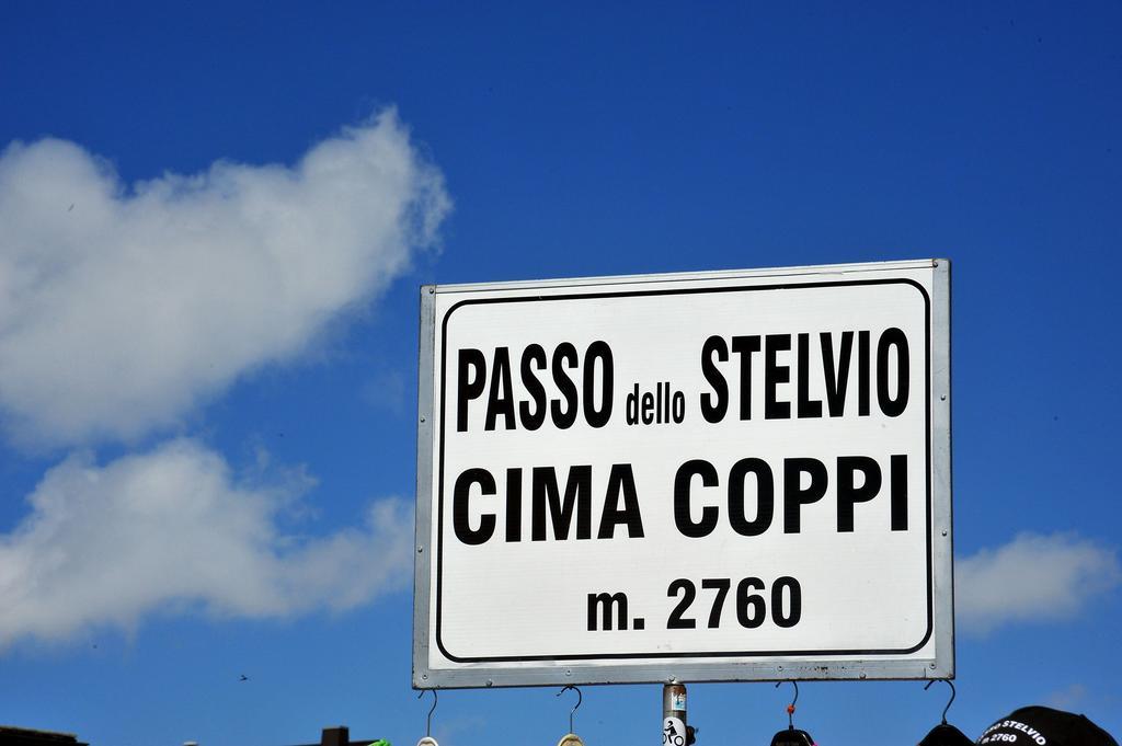 Hotel Passo Stelvio Εξωτερικό φωτογραφία
