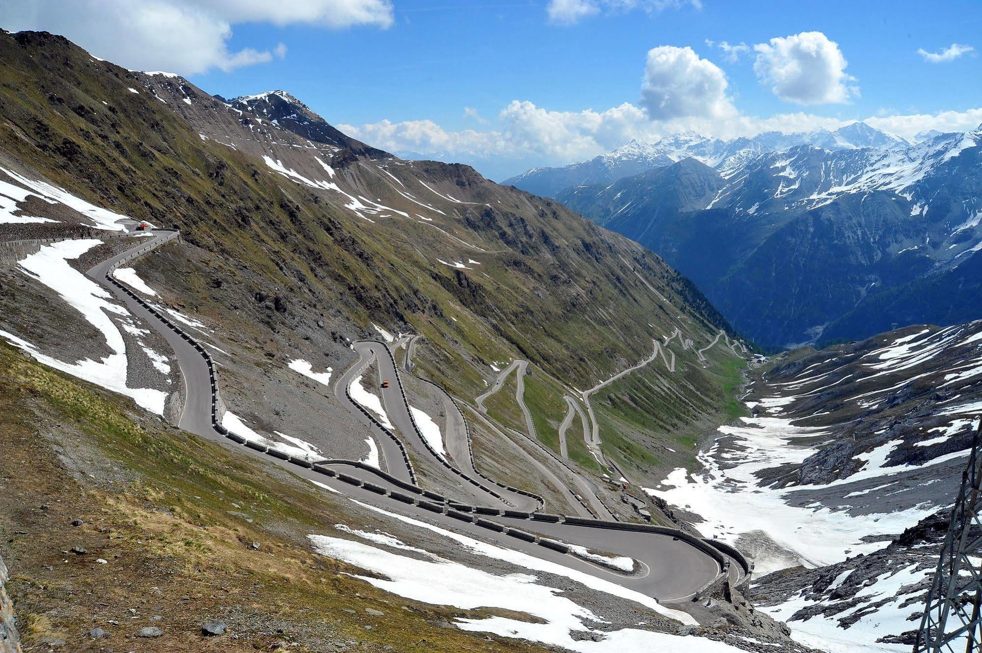Hotel Passo Stelvio Εξωτερικό φωτογραφία